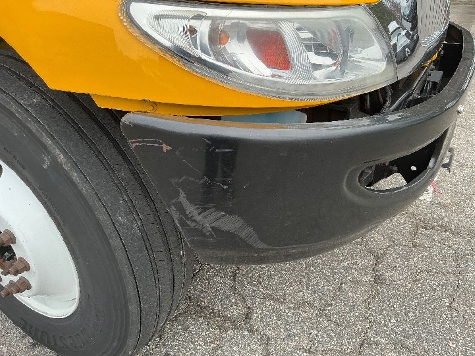 Medium Duty Box Truck-Light and Medium Duty Trucks-International-2021-MV607-Prince George-VA-209,840\n\t\tmiles-$ 42,000 - Image 28