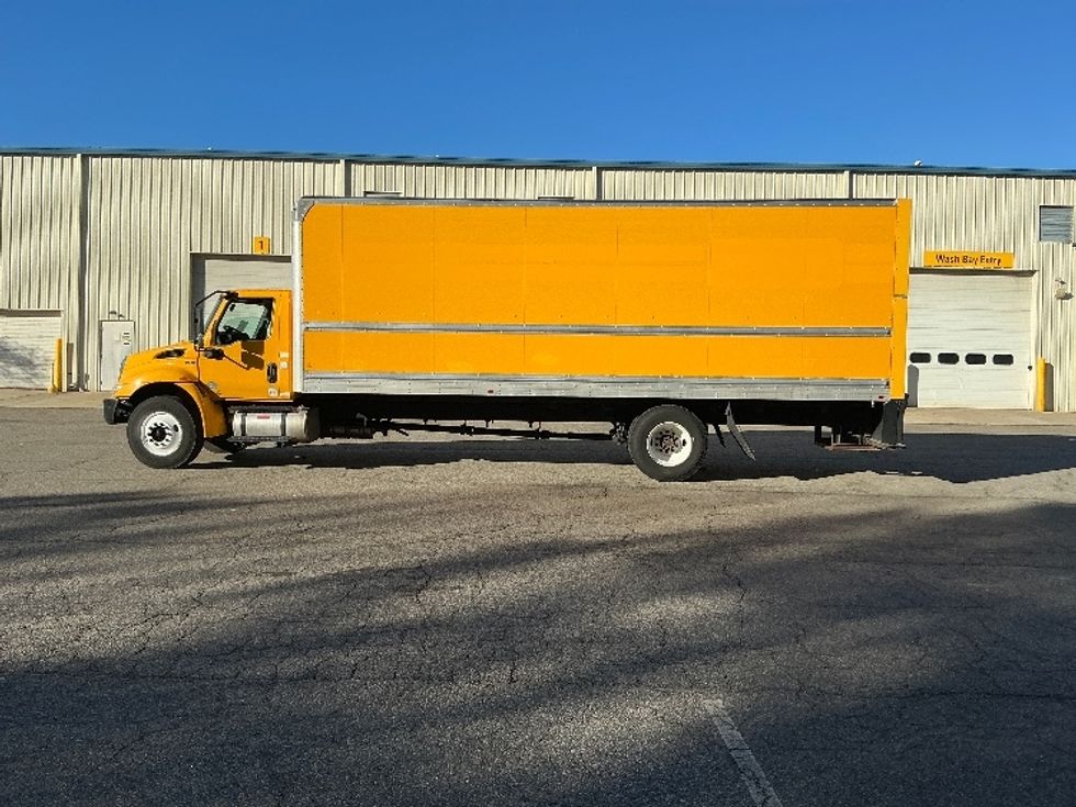 Medium Duty Box Truck-Light and Medium Duty Trucks-International-2021-MV607-Prince George-VA-236,540\n\t\tmiles-$ 38,000 - Image 4