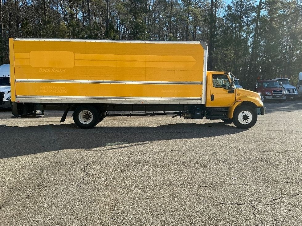 Medium Duty Box Truck-Light and Medium Duty Trucks-International-2021-MV607-Prince George-VA-236,540\n\t\tmiles-$ 38,000 - Image 15