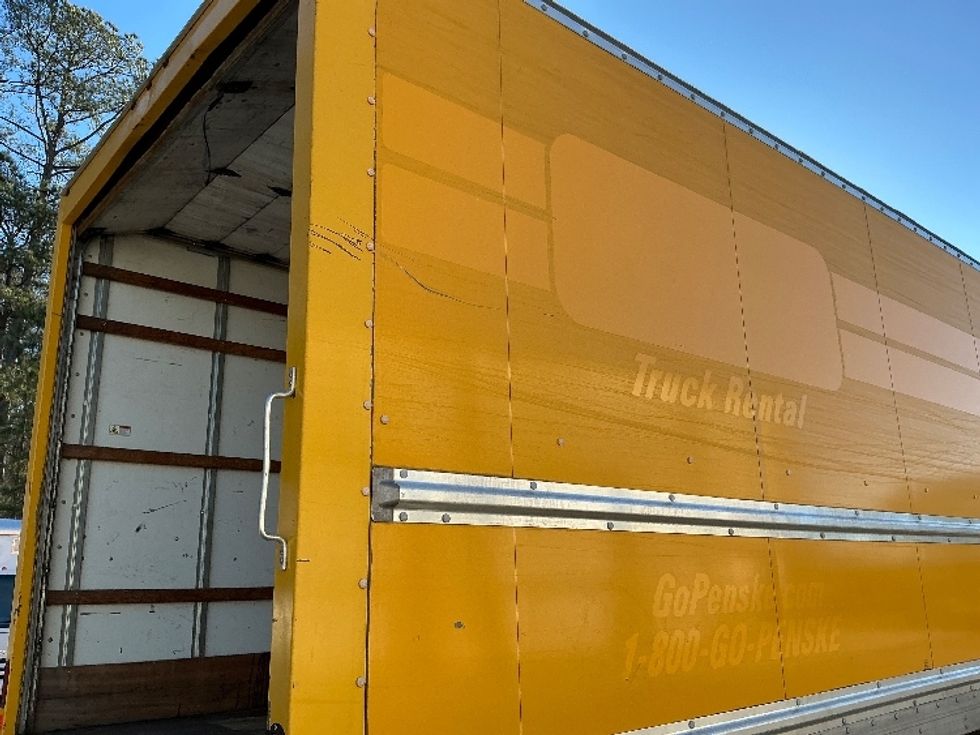 Medium Duty Box Truck-Light and Medium Duty Trucks-International-2021-MV607-Prince George-VA-236,540\n\t\tmiles-$ 38,000 - Image 27