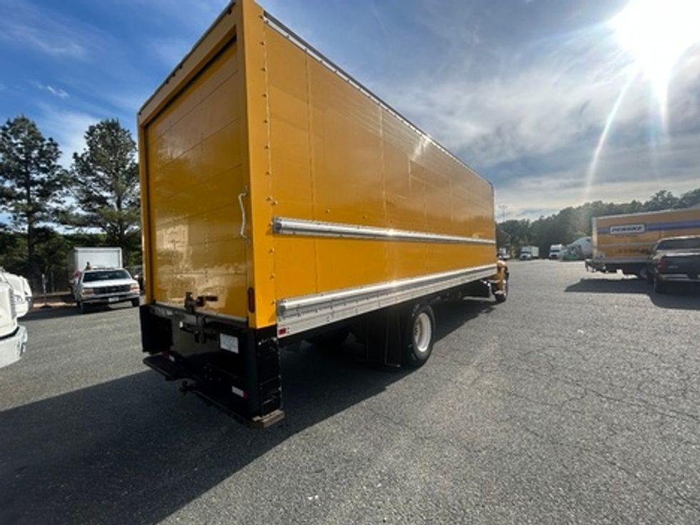 Medium Duty Box Truck-Light and Medium Duty Trucks-International-2021-MV607-Prince George-VA-261,178\n\t\tmiles-$ 24,250 - Image 6