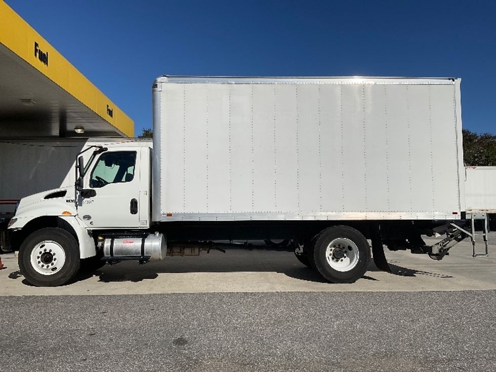 Medium Duty Box Truck-Light and Medium Duty Trucks-International-2021-MV607-Prince George-VA-48,069\n\t\tmiles-$ 63,500 - Image 4