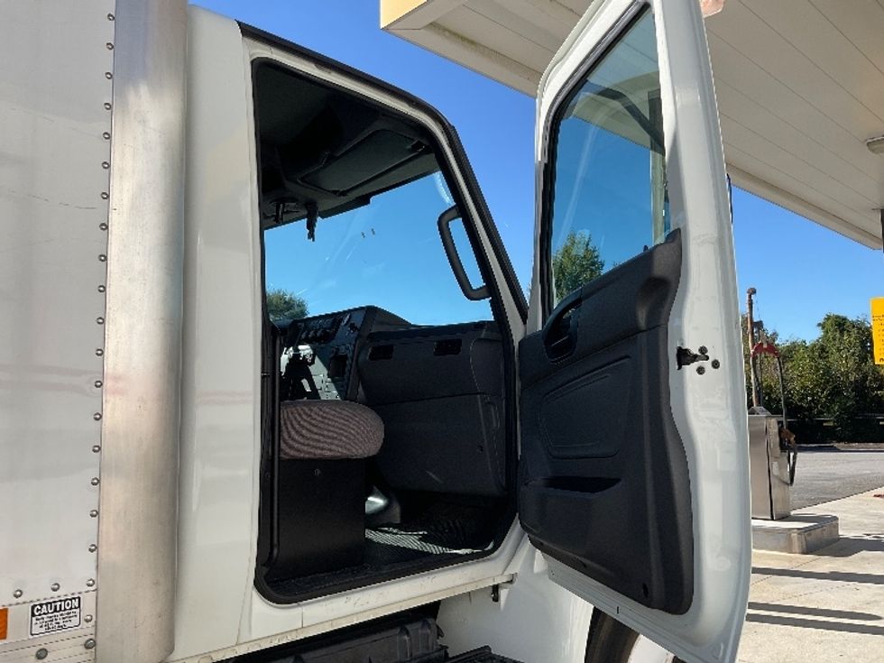 Medium Duty Box Truck-Light and Medium Duty Trucks-International-2021-MV607-Prince George-VA-48,069\n\t\tmiles-$ 63,500 - Image 20