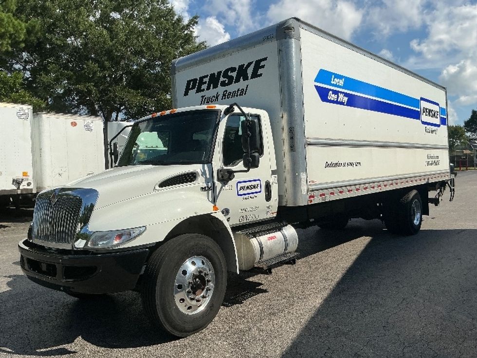 Medium Duty Box Truck-Light and Medium Duty Trucks-International-2021-MV607-Raleigh-NC-232,807\n\t\tmiles-$ 45,500 - Image 3