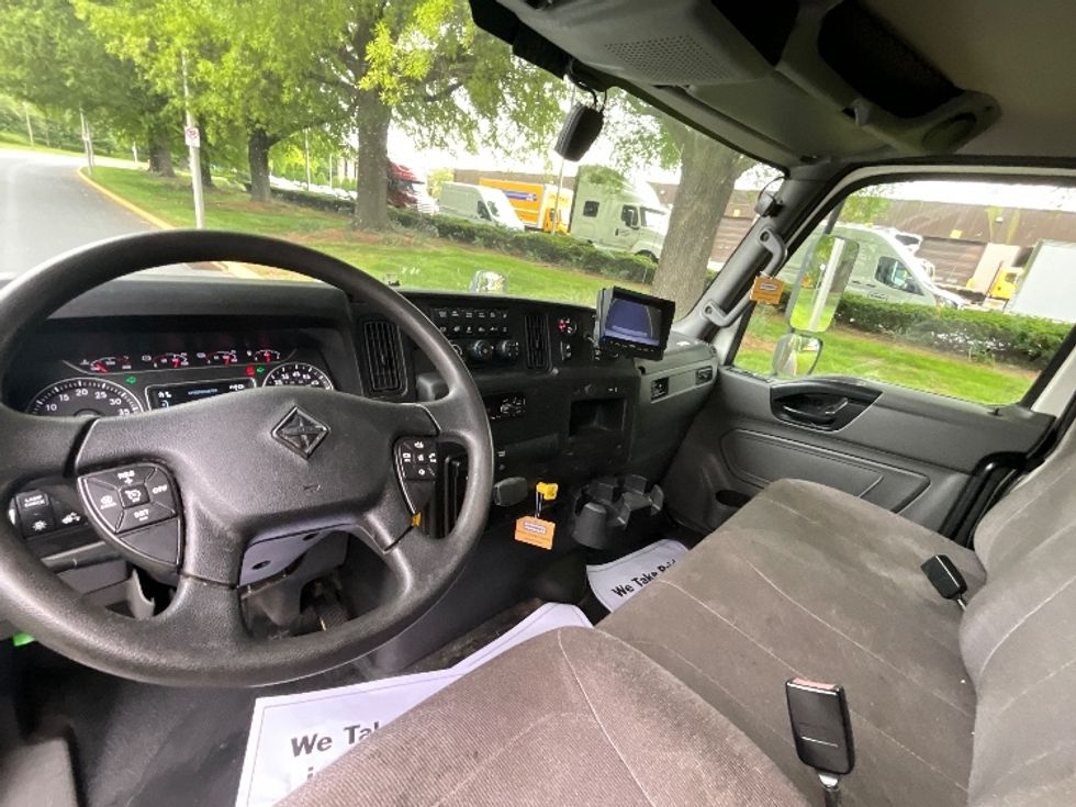 Medium Duty Box Truck-Light and Medium Duty Trucks-International-2021-MV607-Reading-PA-110,356\n\t\tmiles-$ 63,500 - Image 17