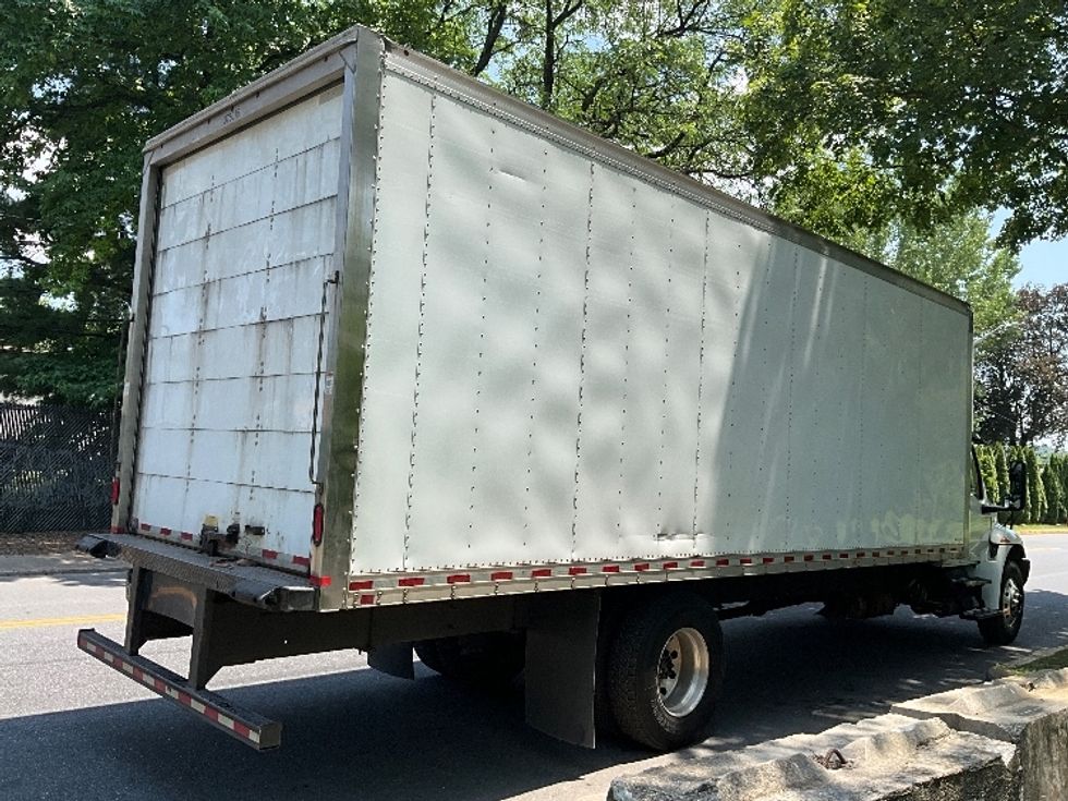 Medium Duty Box Truck-Light and Medium Duty Trucks-International-2021-MV607-Reading-PA-260,570\n\t\tmiles-$ 35,250 - Image 12