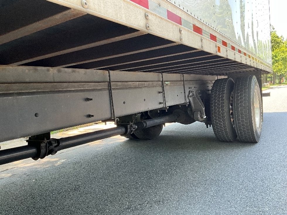 Medium Duty Box Truck-Light and Medium Duty Trucks-International-2021-MV607-Reading-PA-260,570\n\t\tmiles-$ 35,250 - Image 5