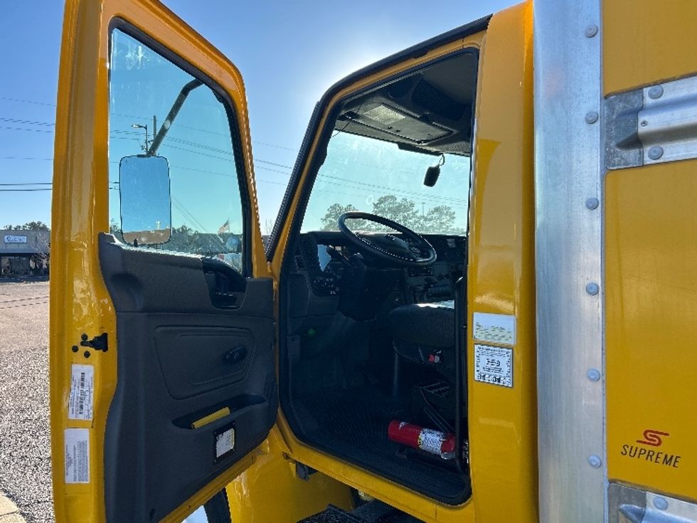 Medium Duty Box Truck-Light and Medium Duty Trucks-International-2021-MV607-Richland-MS-209,485\n\t\tmiles-$ 41,000 - Image 16