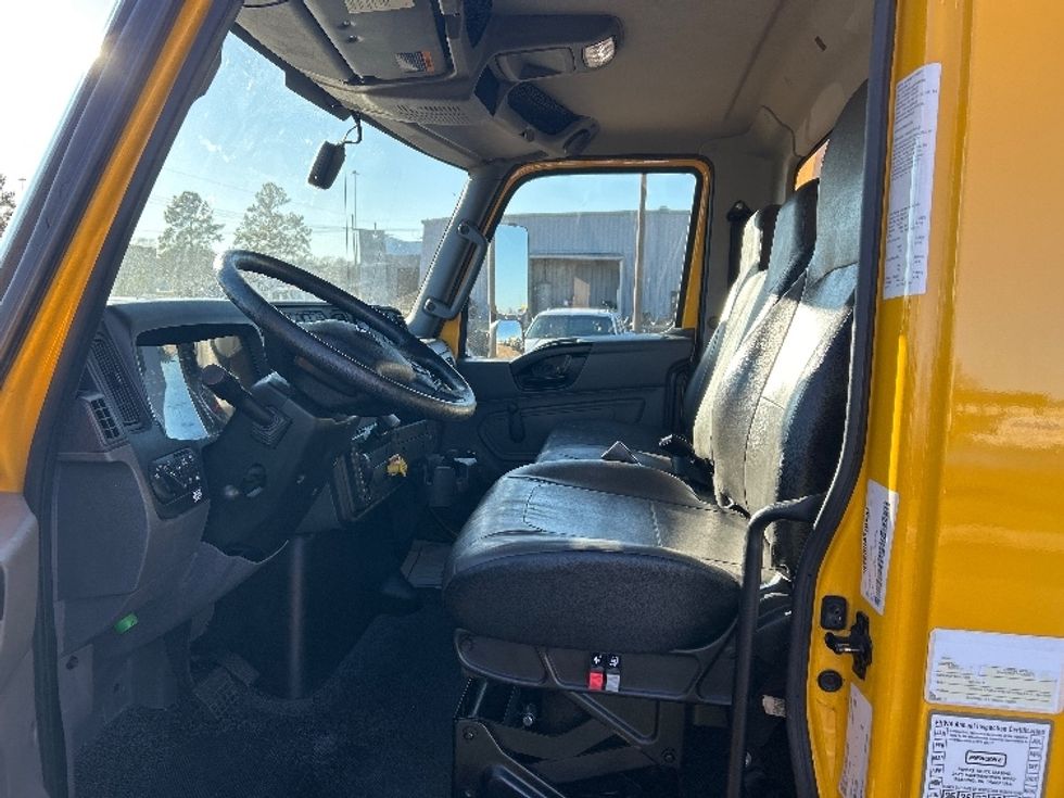 Medium Duty Box Truck-Light and Medium Duty Trucks-International-2021-MV607-Richland-MS-209,485\n\t\tmiles-$ 41,000 - Image 17