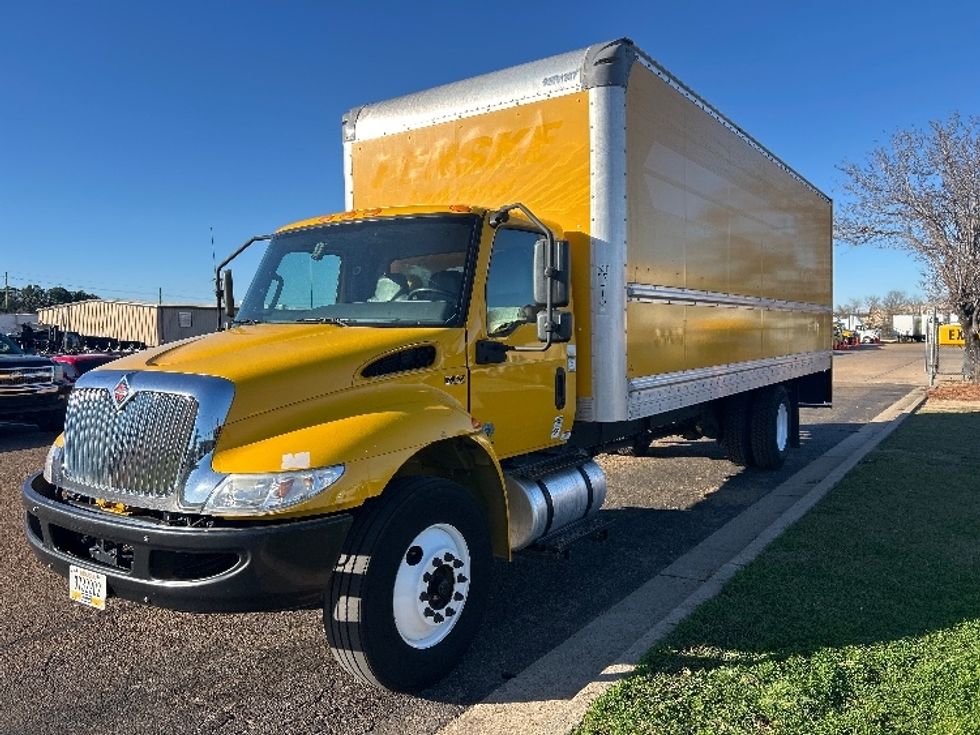 Medium Duty Box Truck-Light and Medium Duty Trucks-International-2021-MV607-Richland-MS-209,485\n\t\tmiles-$ 41,000 - Image 3