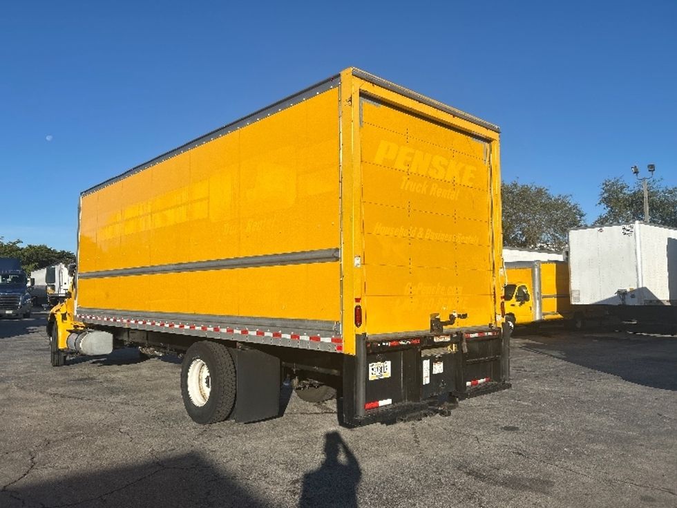 Medium Duty Box Truck-Light and Medium Duty Trucks-International-2021-MV607-Riviera Beach-FL-194,292\n\t\tmiles-$ 43,000 - Image 6