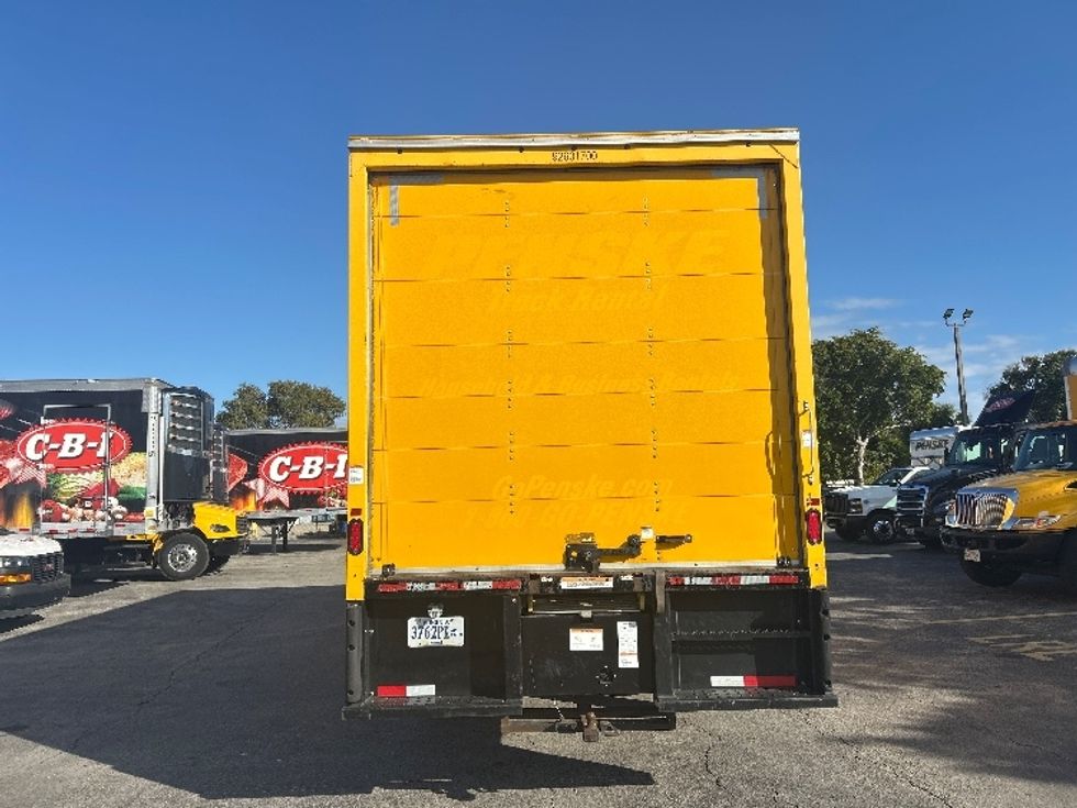 Medium Duty Box Truck-Light and Medium Duty Trucks-International-2021-MV607-Riviera Beach-FL-217,662\n\t\tmiles-$ 39,750 - Image 7