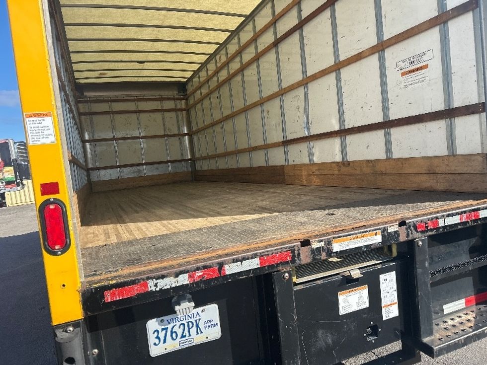 Medium Duty Box Truck-Light and Medium Duty Trucks-International-2021-MV607-Riviera Beach-FL-217,662\n\t\tmiles-$ 39,750 - Image 12