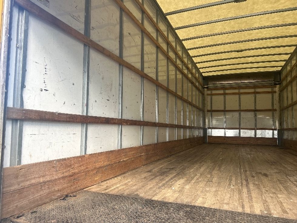 Medium Duty Box Truck-Light and Medium Duty Trucks-International-2021-MV607-Riviera Beach-FL-241,947\n\t\tmiles-$ 33,500 - Image 10