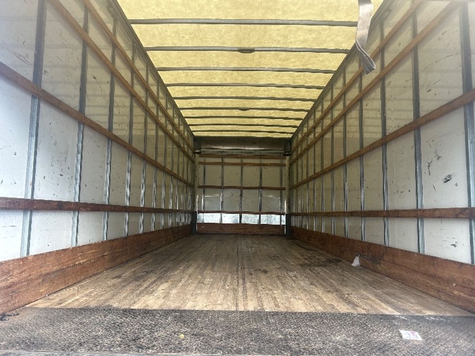 Medium Duty Box Truck-Light and Medium Duty Trucks-International-2021-MV607-Riviera Beach-FL-241,947\n\t\tmiles-$ 33,500 - Image 8