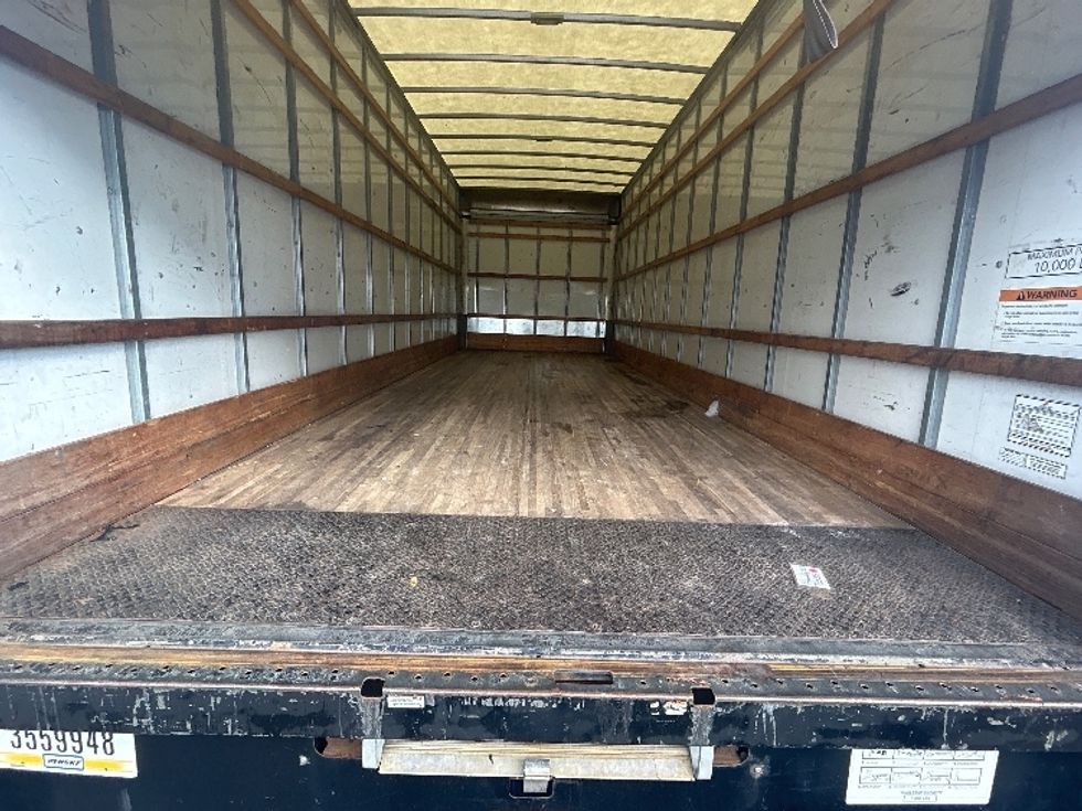 Medium Duty Box Truck-Light and Medium Duty Trucks-International-2021-MV607-Riviera Beach-FL-241,947\n\t\tmiles-$ 33,500 - Image 9