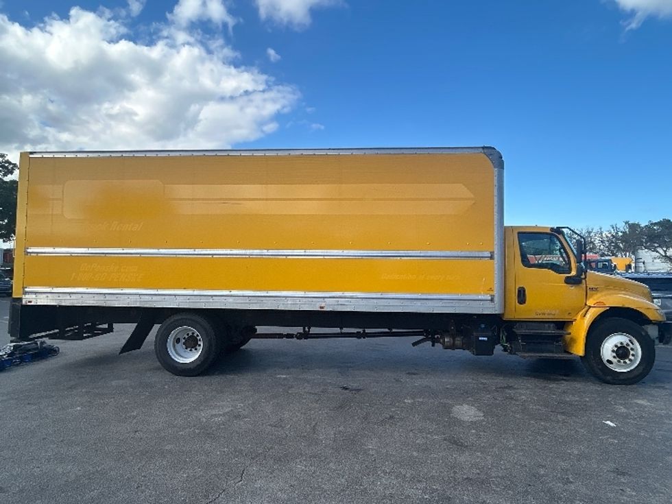 Medium Duty Box Truck-Light and Medium Duty Trucks-International-2021-MV607-Riviera Beach-FL-241,947\n\t\tmiles-$ 33,500 - Image 14