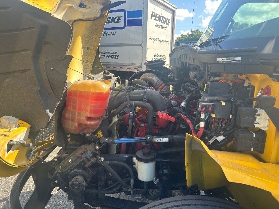 Medium Duty Box Truck-Light and Medium Duty Trucks-International-2021-MV607-Riviera Beach-FL-241,947\n\t\tmiles-$ 33,500 - Image 23