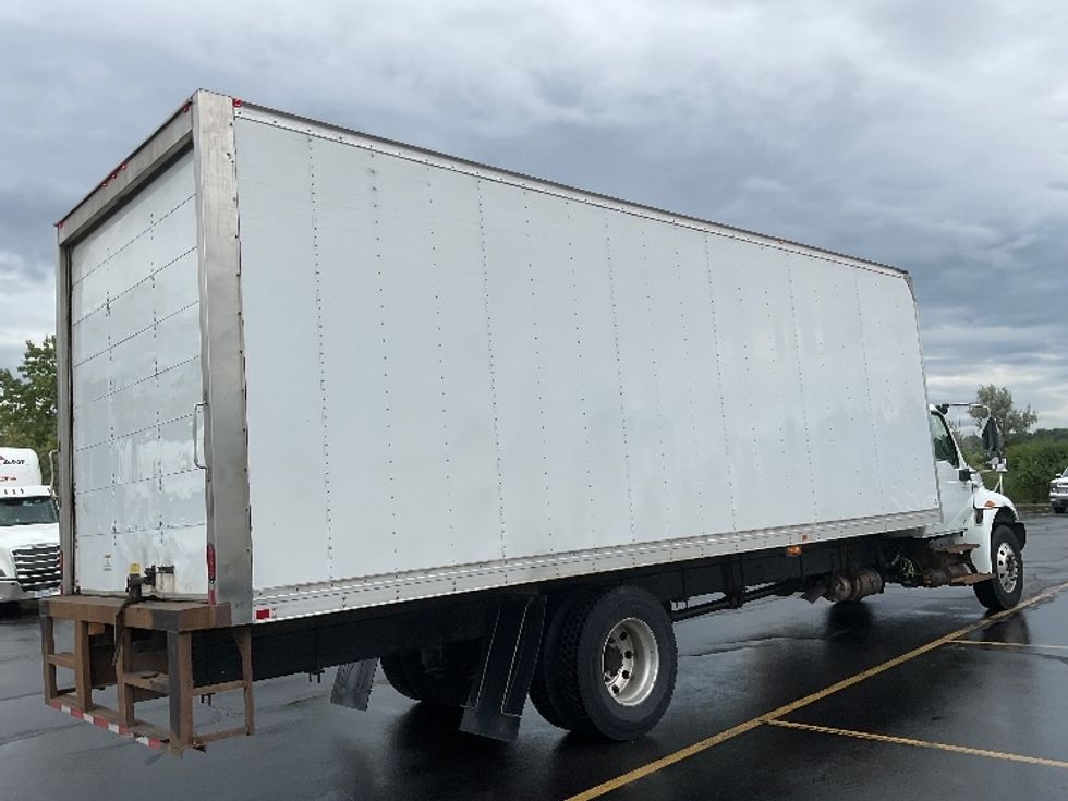 Medium Duty Box Truck-Light and Medium Duty Trucks-International-2021-MV607-Rochester-NY-157,574\n\t\tmiles-$ 42,250 - Image 13