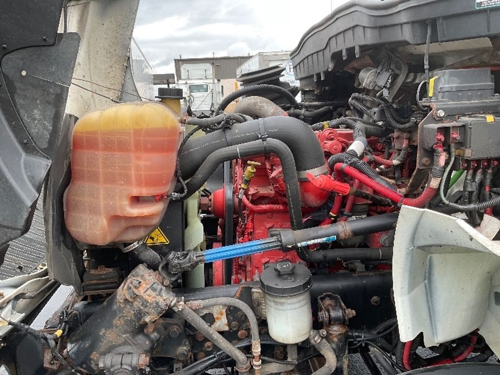 Medium Duty Box Truck-Light and Medium Duty Trucks-International-2021-MV607-Rochester-NY-157,574\n\t\tmiles-$ 42,250 - Image 24