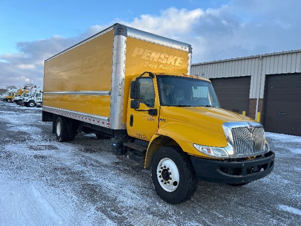 Medium Duty Box Truck-Light and Medium Duty Trucks-International-2021-MV607-Rochester-NY-224,526\n\t\tmiles-$ 38,750 - Image 1