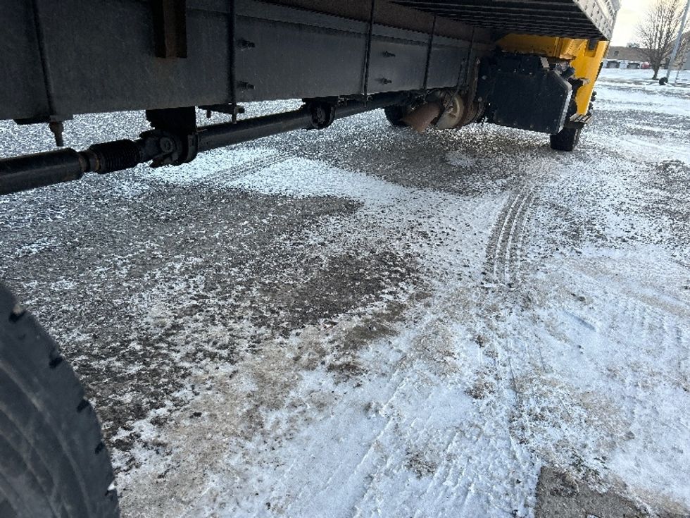 Medium Duty Box Truck-Light and Medium Duty Trucks-International-2021-MV607-Rochester-NY-224,526\n\t\tmiles-$ 38,750 - Image 13