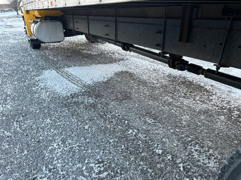 Medium Duty Box Truck-Light and Medium Duty Trucks-International-2021-MV607-Rochester-NY-224,526\n\t\tmiles-$ 38,750 - Image 5
