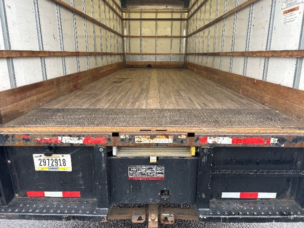 Medium Duty Box Truck-Light and Medium Duty Trucks-International-2021-MV607-Rochester-NY-243,567\n\t\tmiles-$ 33,250 - Image 10