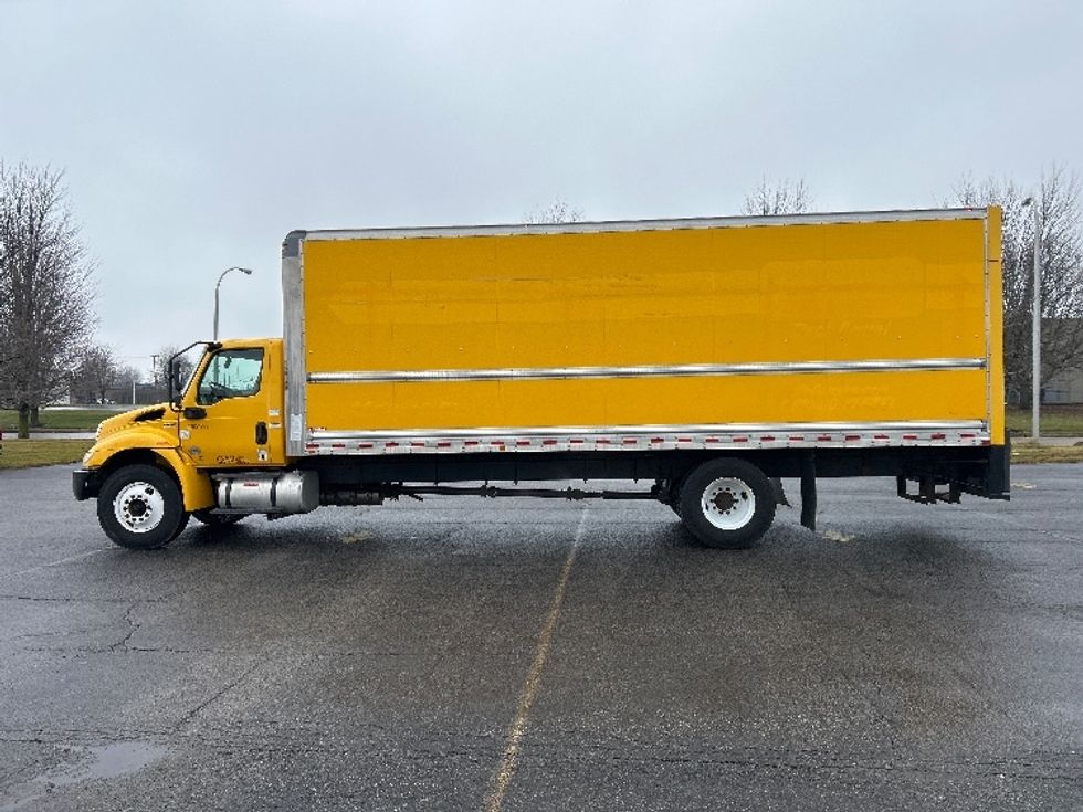 Medium Duty Box Truck-Light and Medium Duty Trucks-International-2021-MV607-Rochester-NY-243,567\n\t\tmiles-$ 33,250 - Image 4