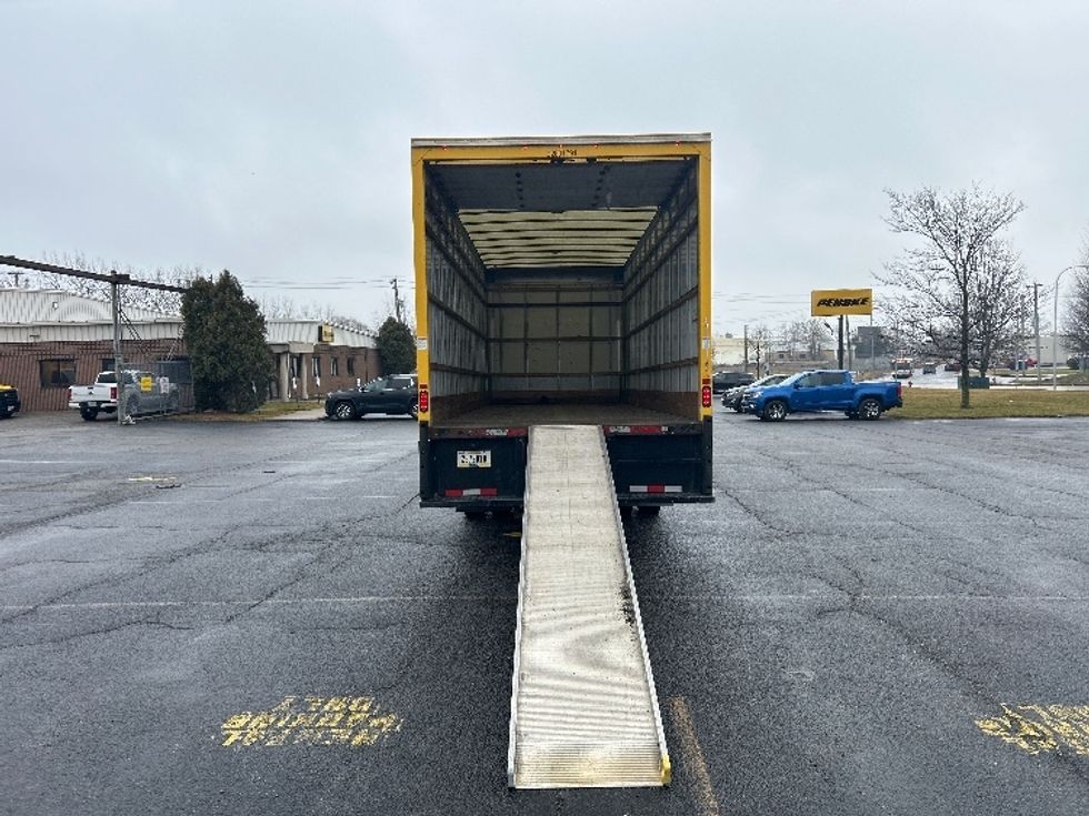 Medium Duty Box Truck-Light and Medium Duty Trucks-International-2021-MV607-Rochester-NY-243,567\n\t\tmiles-$ 33,250 - Image 9