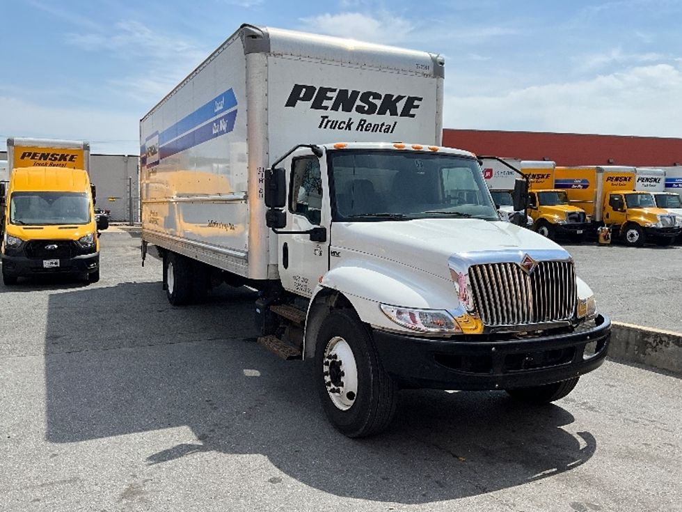 Medium Duty Box Truck-Light and Medium Duty Trucks-International-2021-MV607-Rockville-MD-153,357\n\t\tmiles-$ 59,250 - Image 1