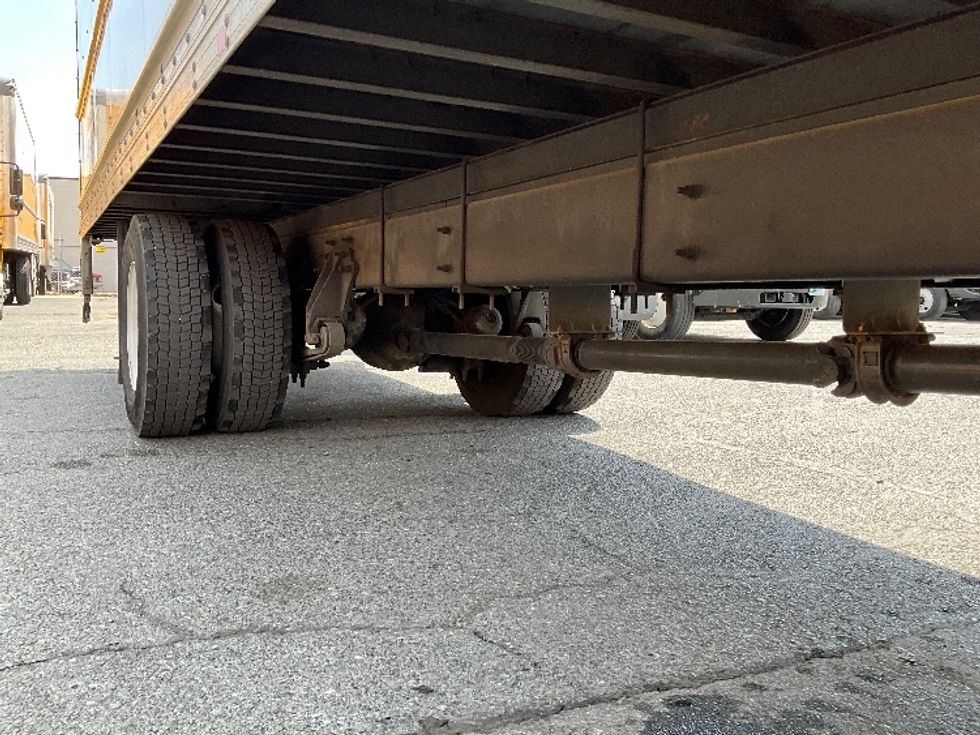 Medium Duty Box Truck-Light and Medium Duty Trucks-International-2021-MV607-Rockville-MD-153,357\n\t\tmiles-$ 59,250 - Image 12