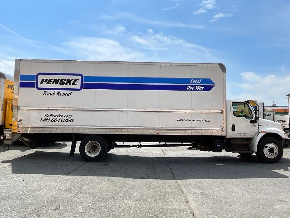 Medium Duty Box Truck-Light and Medium Duty Trucks-International-2021-MV607-Rockville-MD-153,357\n\t\tmiles-$ 59,250 - Image 13