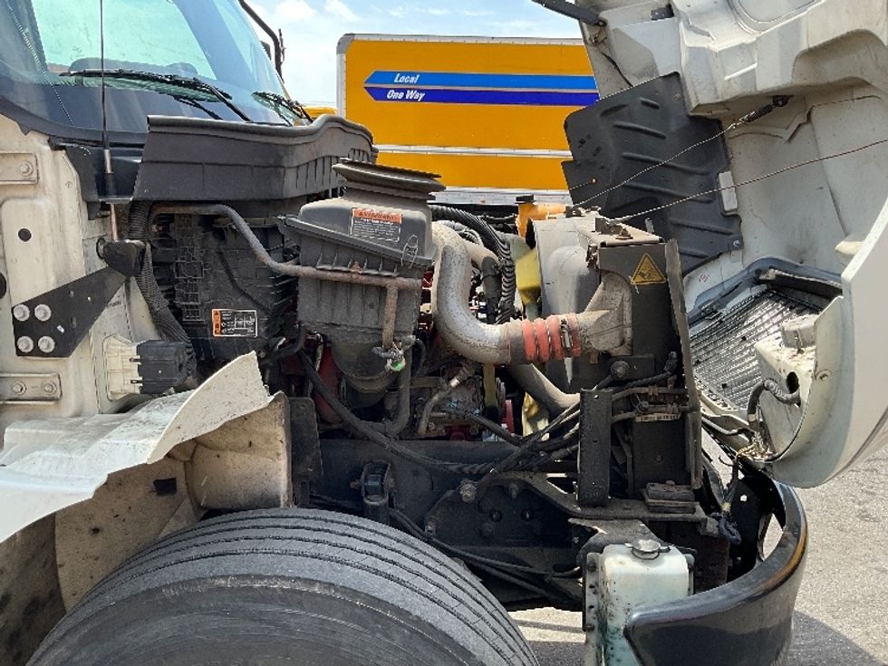 Medium Duty Box Truck-Light and Medium Duty Trucks-International-2021-MV607-Rockville-MD-153,357\n\t\tmiles-$ 59,250 - Image 21