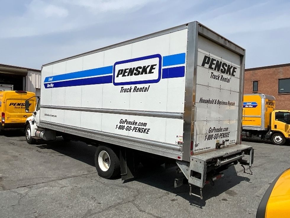 Medium Duty Box Truck-Light and Medium Duty Trucks-International-2021-MV607-Rockville-MD-153,357\n\t\tmiles-$ 59,250 - Image 6