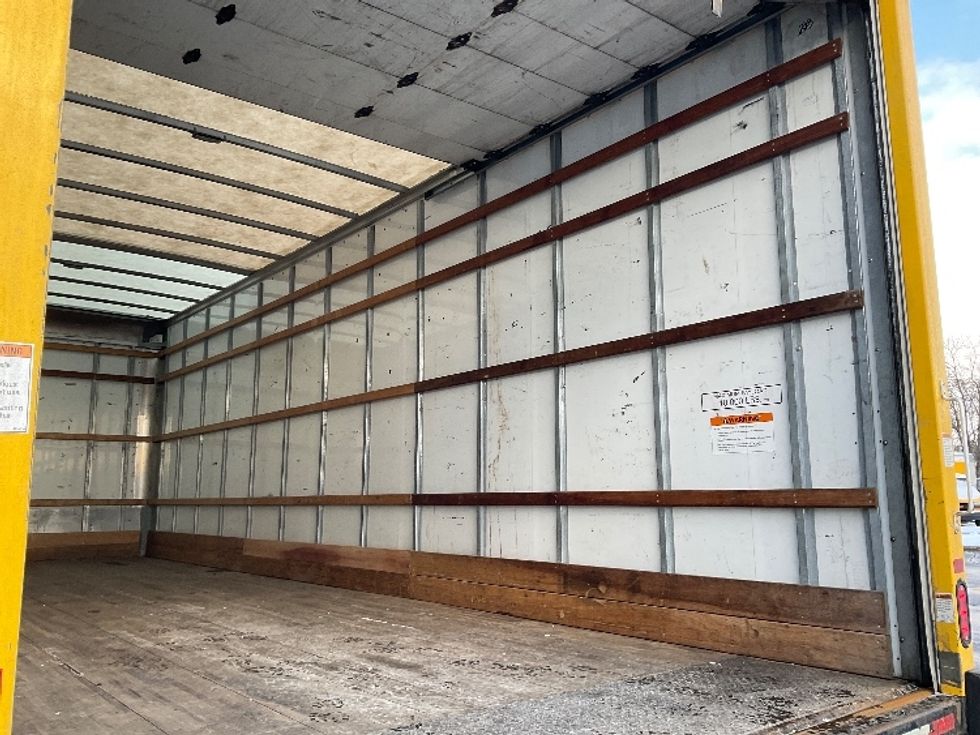 Medium Duty Box Truck-Light and Medium Duty Trucks-International-2021-MV607-Romulus-MI-220,972\n\t\tmiles-$ 34,750 - Image 12