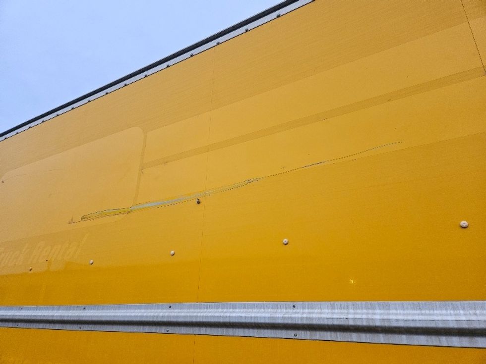 Medium Duty Box Truck-Light and Medium Duty Trucks-International-2021-MV607-Roseville-MN-218,948\n\t\tmiles-$ 37,250 - Image 25