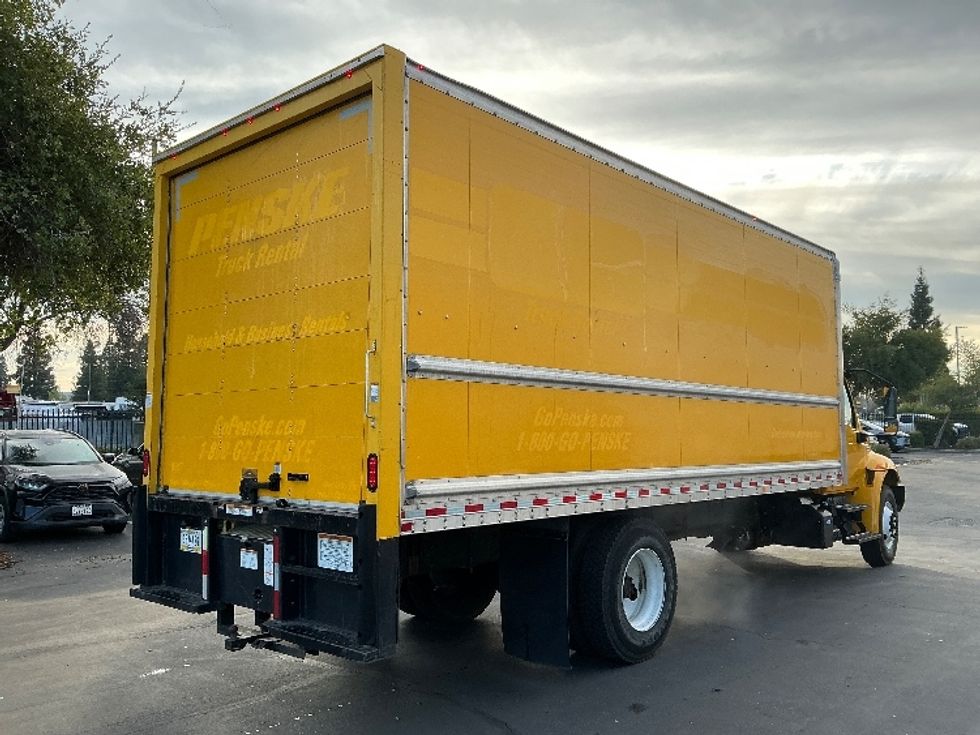 Medium Duty Box Truck-Light and Medium Duty Trucks-International-2021-MV607-Sacramento-CA-152,055\n\t\tmiles-$ 43,000 - Image 12