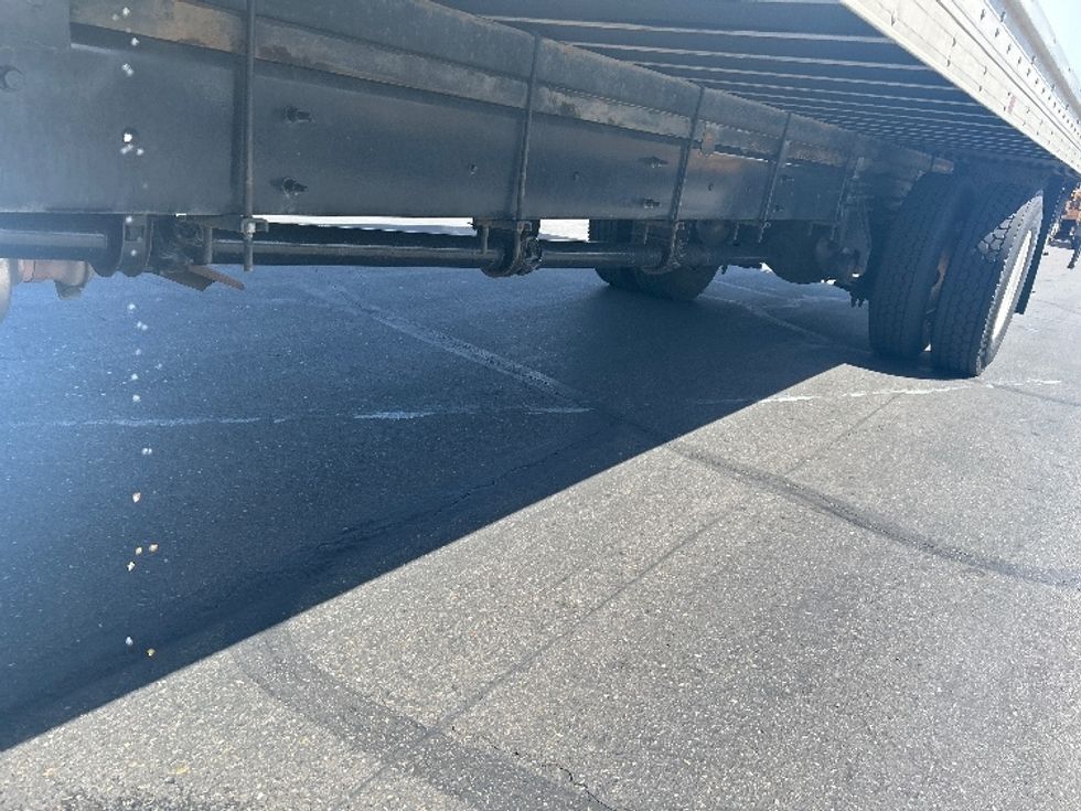 Medium Duty Box Truck-Light and Medium Duty Trucks-International-2021-MV607-Sacramento-CA-189,460\n\t\tmiles-$ 53,750 - Image 5