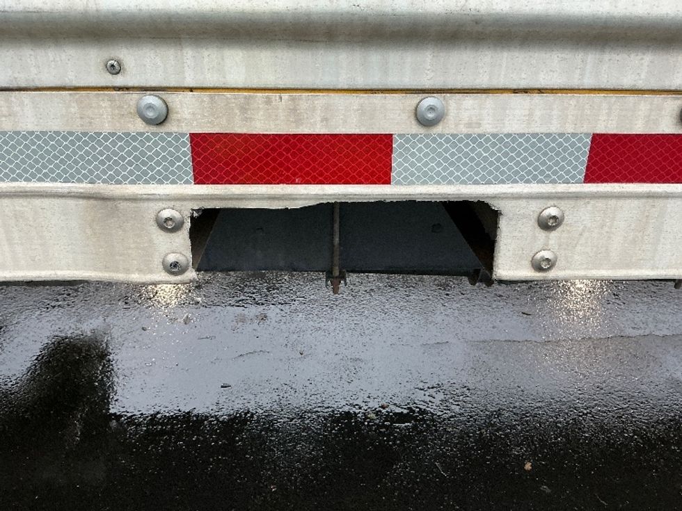 Medium Duty Box Truck-Light and Medium Duty Trucks-International-2021-MV607-Sacramento-CA-190,696\n\t\tmiles-$ 43,500 - Image 25