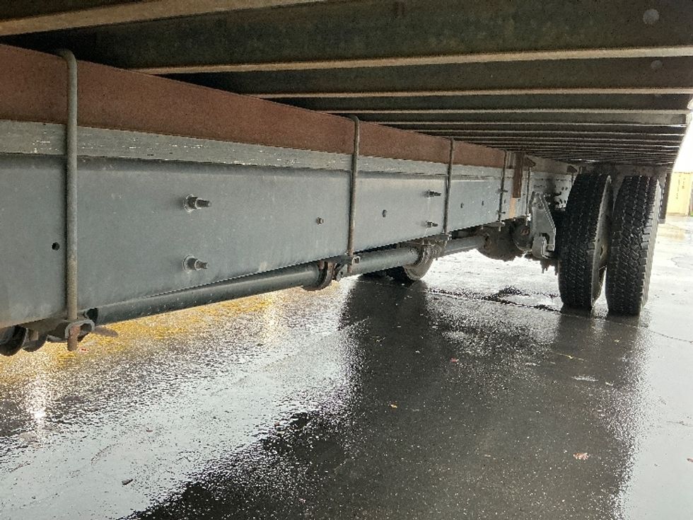 Medium Duty Box Truck-Light and Medium Duty Trucks-International-2021-MV607-Sacramento-CA-190,696\n\t\tmiles-$ 43,500 - Image 5