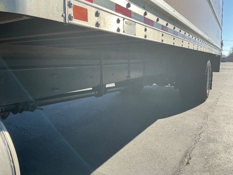 Medium Duty Box Truck-Light and Medium Duty Trucks-International-2021-MV607-Sacramento-CA-224,858\n\t\tmiles-$ 37,750 - Image 5