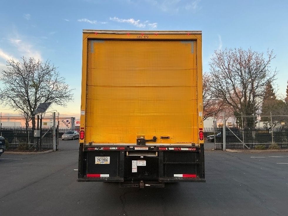 Medium Duty Box Truck-Light and Medium Duty Trucks-International-2021-MV607-Sacramento-CA-236,106\n\t\tmiles-$ 37,000 - Image 7
