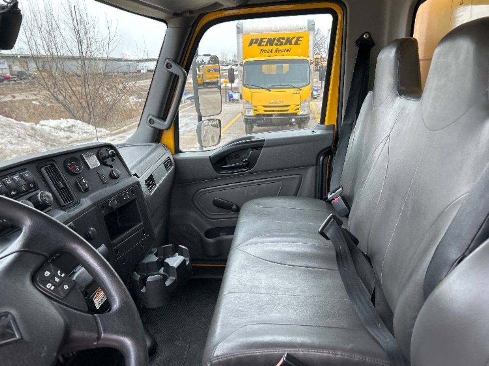 Medium Duty Box Truck-Light and Medium Duty Trucks-International-2021-MV607-Saginaw-MI-215,962\n\t\tmiles-$ 37,750 - Image 18