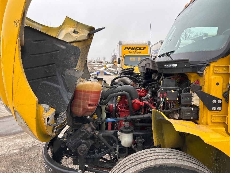 Medium Duty Box Truck-Light and Medium Duty Trucks-International-2021-MV607-Saginaw-MI-215,962\n\t\tmiles-$ 37,750 - Image 23