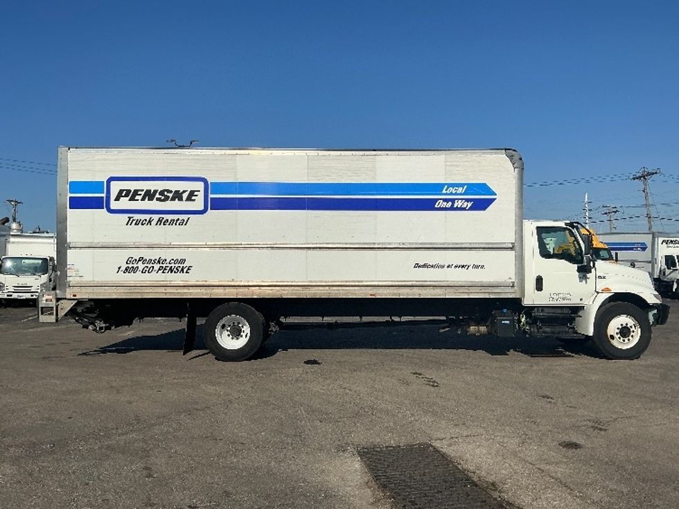 Medium Duty Box Truck-Light and Medium Duty Trucks-International-2021-MV607-Saint Louis-MO-255,783\n\t\tmiles-$ 39,500 - Image 15