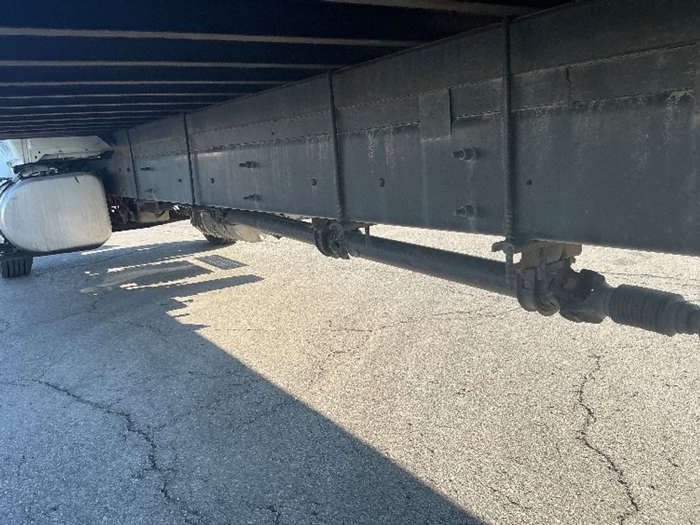 Medium Duty Box Truck-Light and Medium Duty Trucks-International-2021-MV607-Saint Louis-MO-255,783\n\t\tmiles-$ 39,500 - Image 5