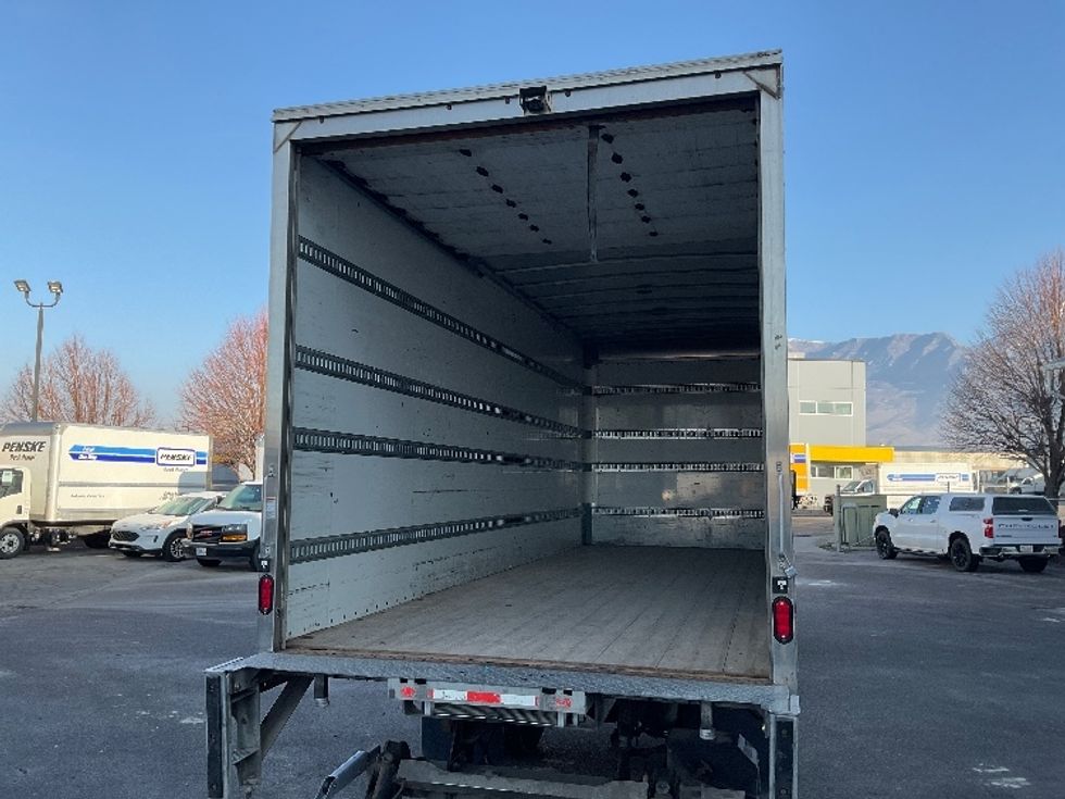 Medium Duty Box Truck-Light and Medium Duty Trucks-International-2021-MV607-Salt Lake City-UT-118,535\n\t\tmiles-$ 64,000 - Image 11