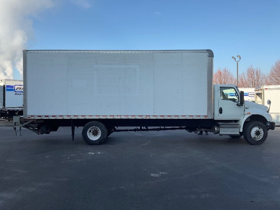 Medium Duty Box Truck-Light and Medium Duty Trucks-International-2021-MV607-Salt Lake City-UT-118,535\n\t\tmiles-$ 64,000 - Image 15