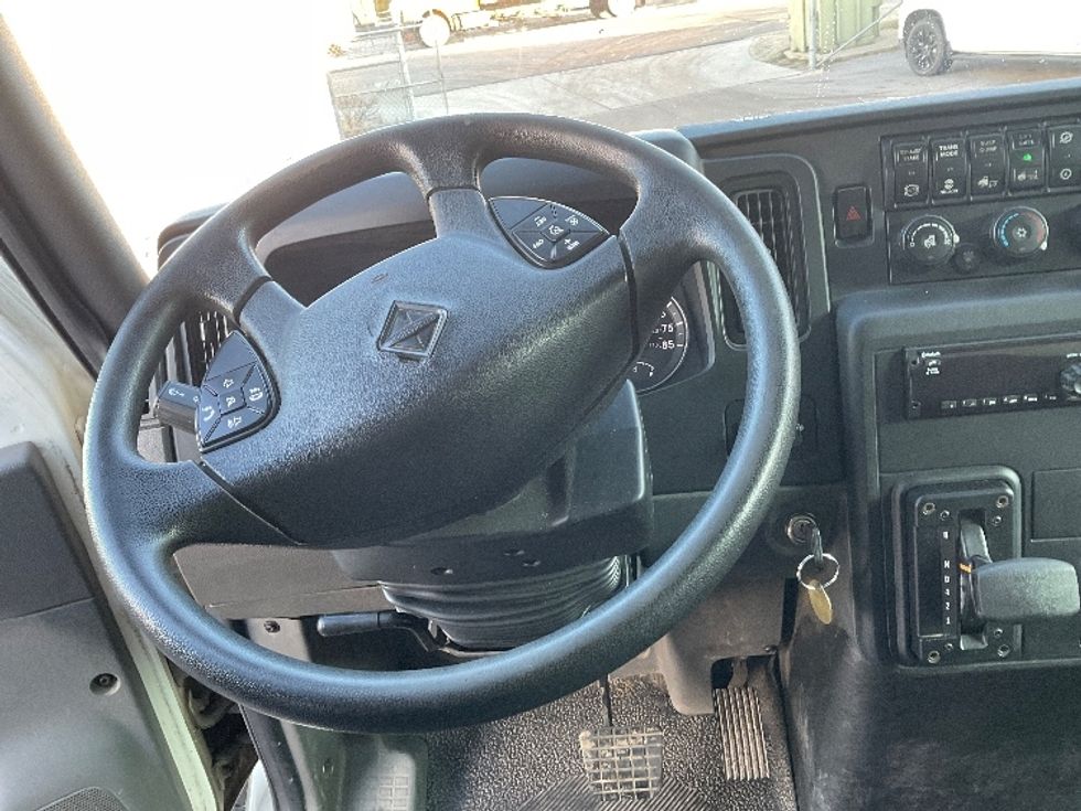 Medium Duty Box Truck-Light and Medium Duty Trucks-International-2021-MV607-Salt Lake City-UT-118,535\n\t\tmiles-$ 64,000 - Image 18